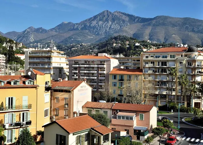 3 Pieces Avec Balcon, Apercu Mer, Calme, Proche Et Centre - - Fr-1-196-322 Apartment Menton